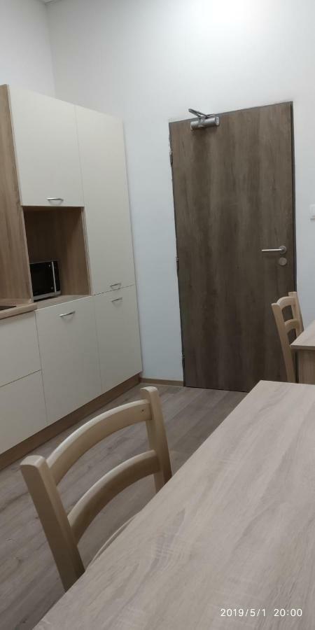 White Coral Club Vandrehjem Košice Eksteriør billede