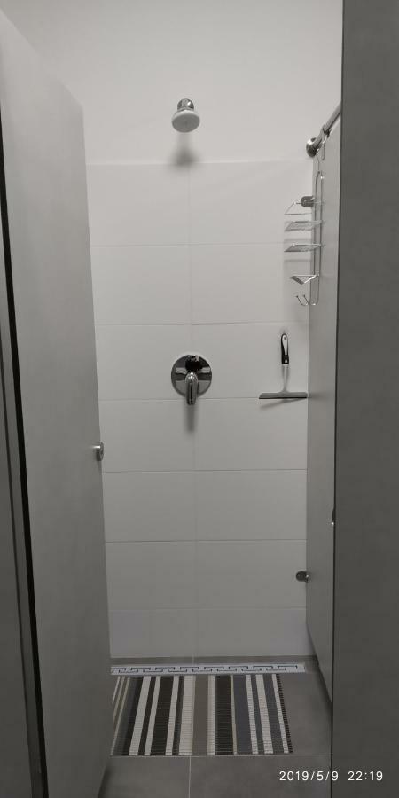 White Coral Club Vandrehjem Košice Eksteriør billede